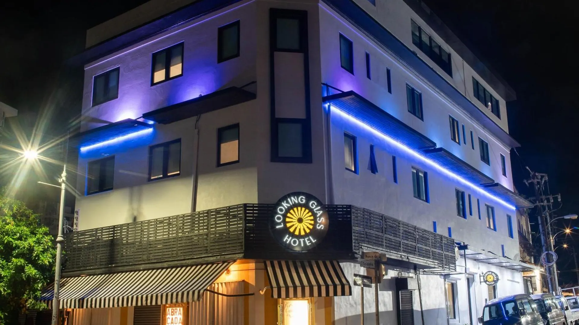 The Looking Glass Hotel San Juan